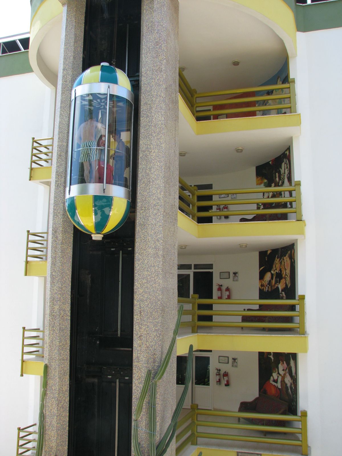 imagini hotel DELPHIN BOTANIK